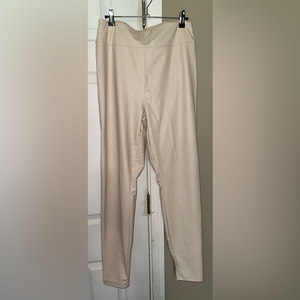 OFFLINE By Aerie Real Luxe Faux Leather Legging - Picture 2 of 6